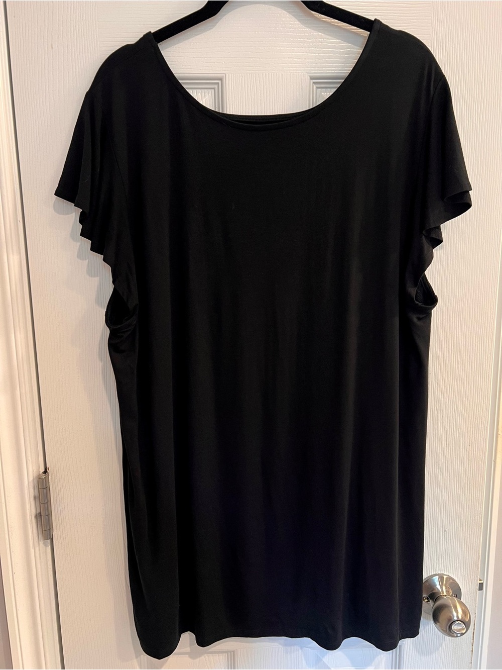 Torrid Super Soft Keyhole Cutout Black Flutter Sleeve Tshirt Blouse Top Flowy 2X - Picture 3 of 5